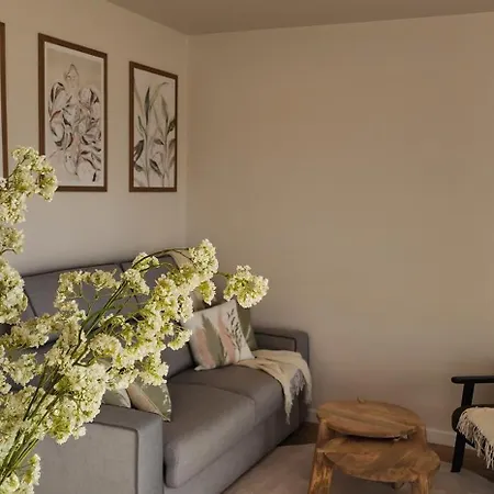 Saint-a Loft شقة